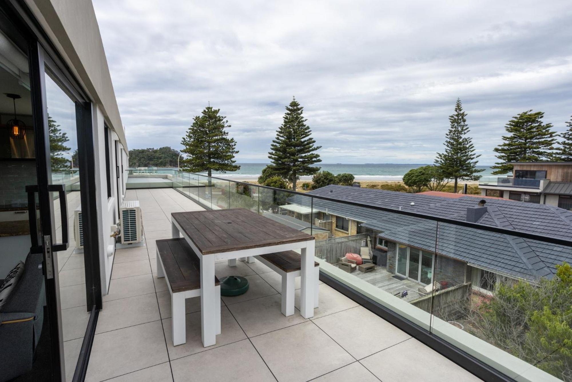 Belle Mer Beachfront Apartments - Self Serviced Маунт-Маунгани Экстерьер фото