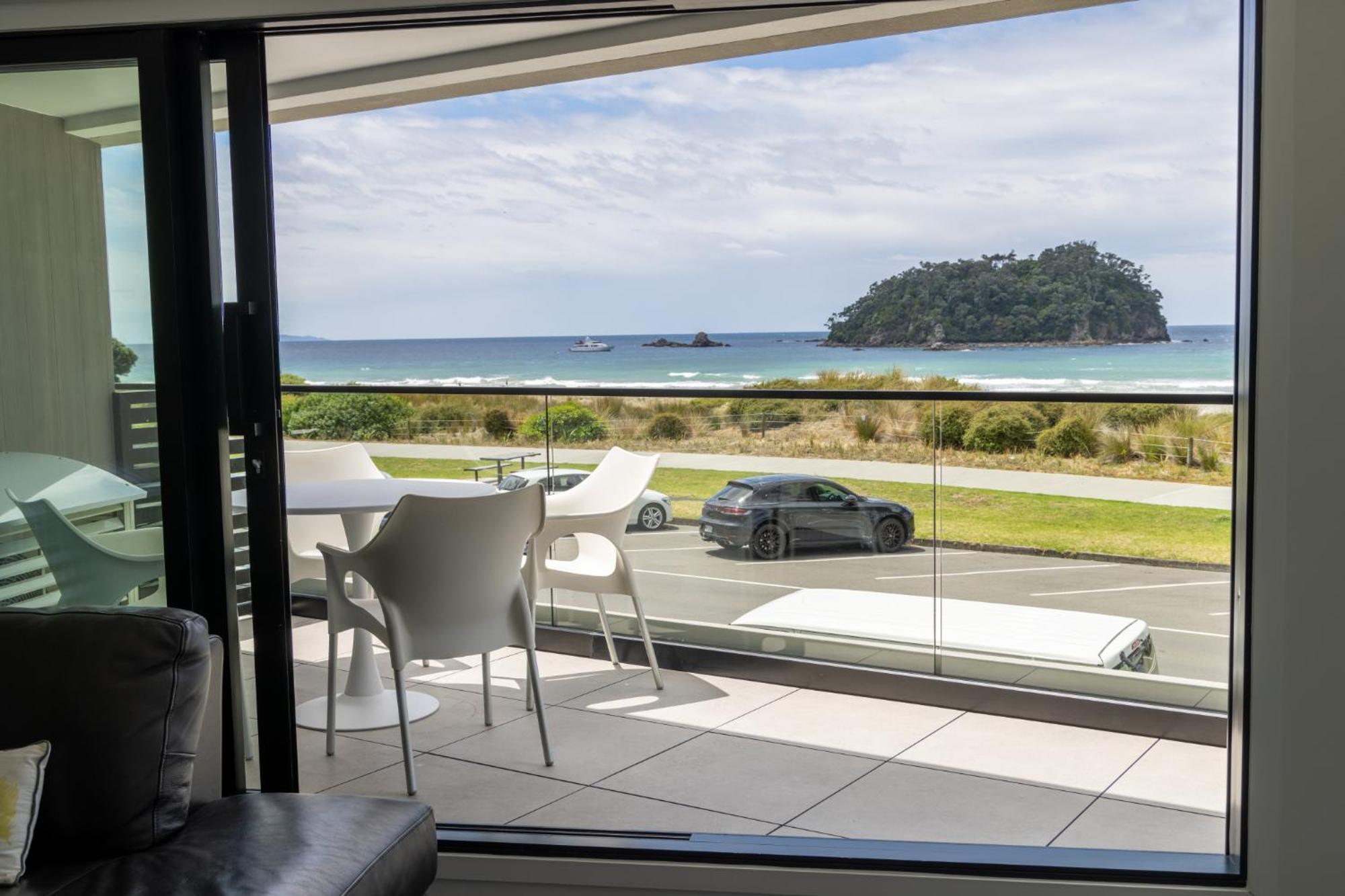 Belle Mer Beachfront Apartments - Self Serviced Маунт-Маунгани Экстерьер фото