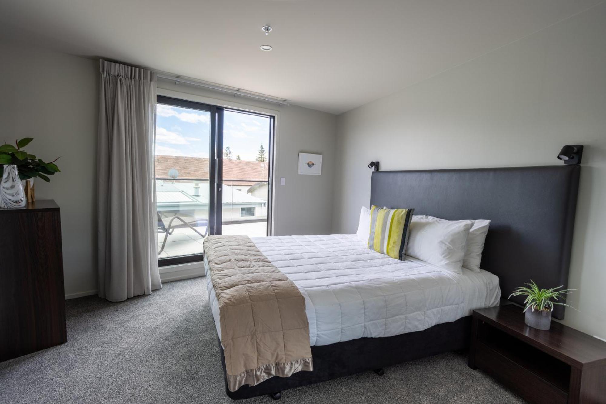 Belle Mer Beachfront Apartments - Self Serviced Маунт-Маунгани Экстерьер фото