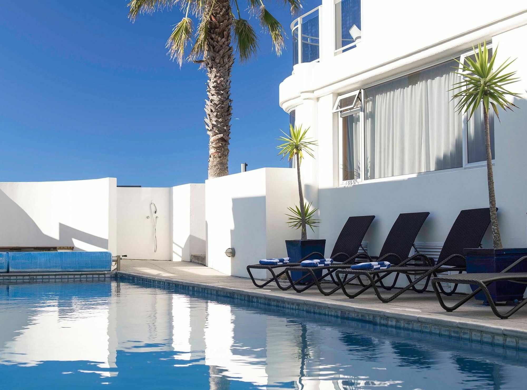 Belle Mer Beachfront Apartments - Self Serviced Маунт-Маунгани Экстерьер фото